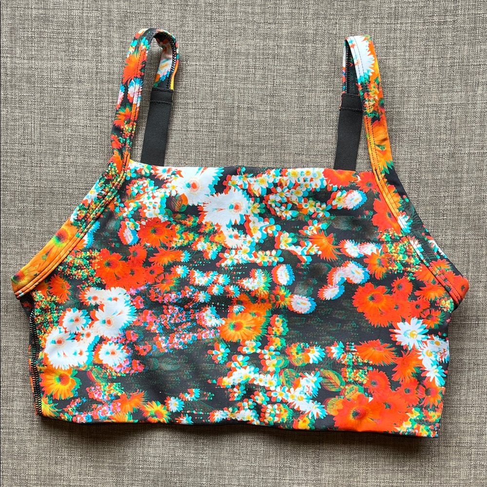 Offline by Aerie Blurred Floral Sports Bra Athletic CropTop Small